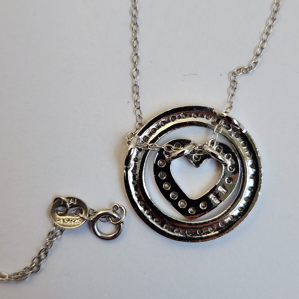 VTG 925 Affinity Silver Heart Entertwined Circle Necklace 925 16" Chain - Picture 5 of 7